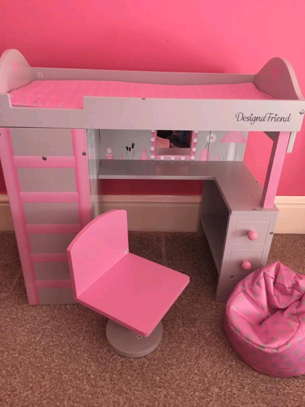 designer friends bed